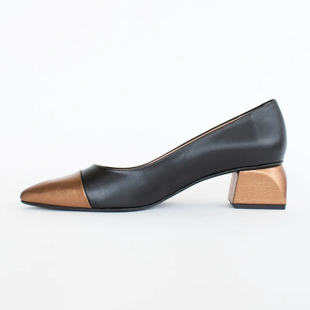 Malaga Black Bronze