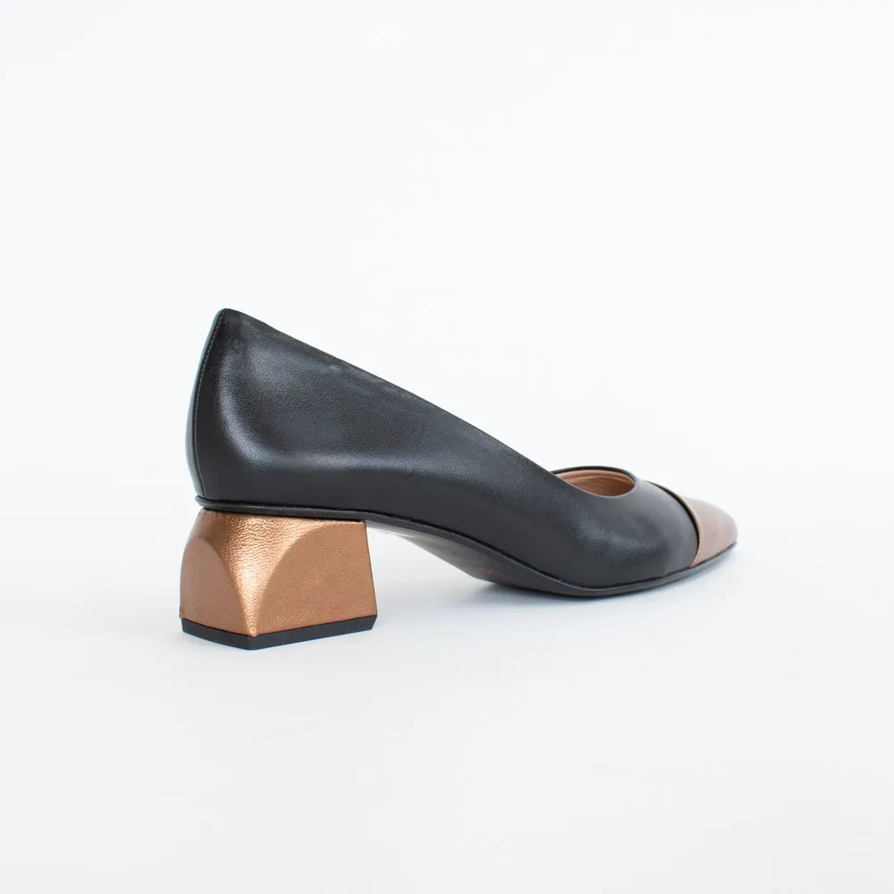 Malaga Black Bronze