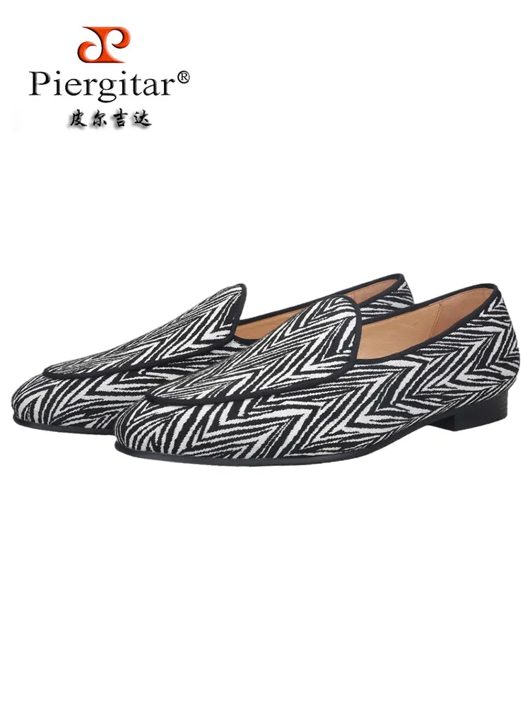 Summer new zebra pattern men's loafers breathable leather lining smoking shoes European and American style large size