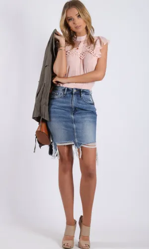 XW16078-1SS Crochet Lace Trim Top (Pack)